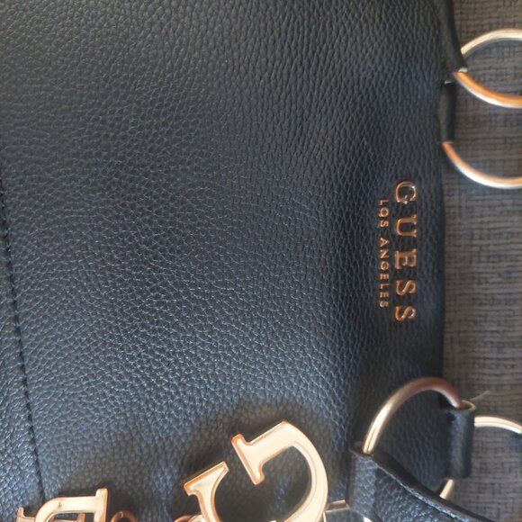 Guess shoulder bag for sale - Picture 2 of 4